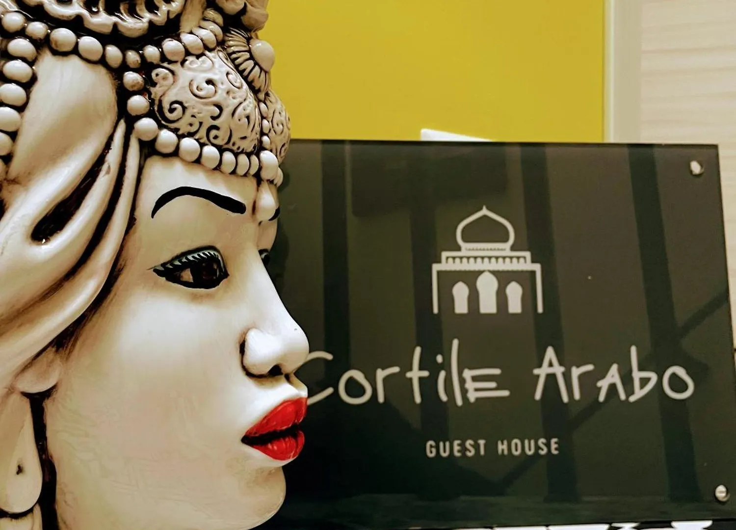 Cortile Arabo Guest House Catania Italy